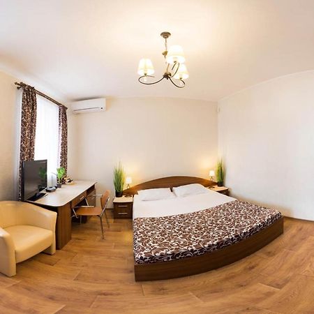 Studio In The City Center - Kravtsova Lane 13B-6 Kharkiv Exterior photo